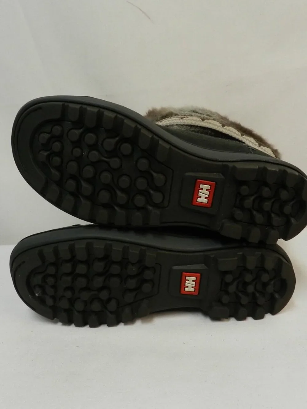 Helly Hansen Water Resistant Leather faux fur mid calf boots felt lined Size 7